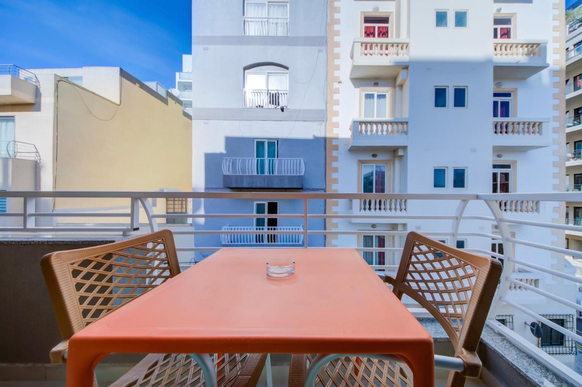 Saint Julian's Stylish 2Br Apt With Balconies In St Julians, Paceville - Apt 6 By Vaganza מראה חיצוני תמונה