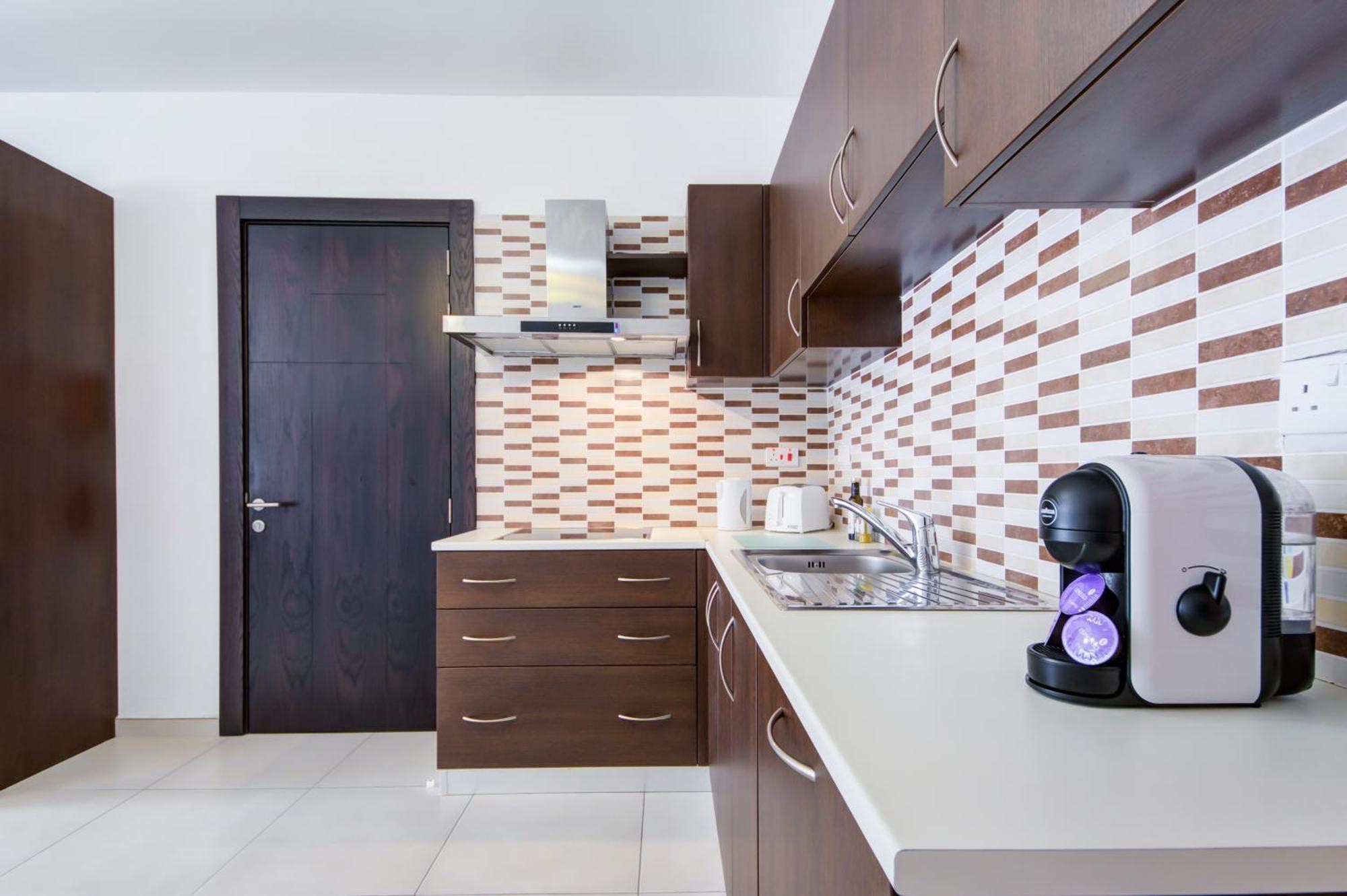 Saint Julian's Stylish 2Br Apt With Balconies In St Julians, Paceville - Apt 6 By Vaganza מראה חיצוני תמונה
