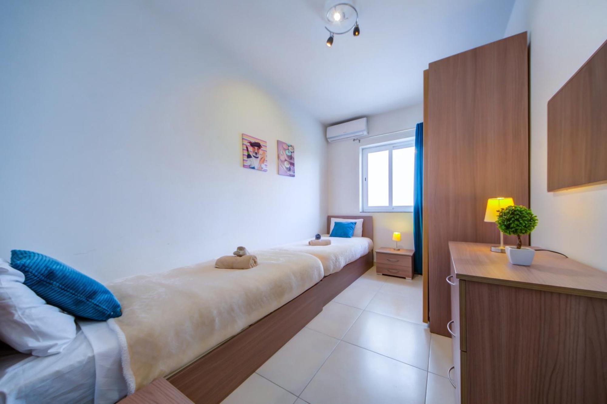 Saint Julian's Stylish 2Br Apt With Balconies In St Julians, Paceville - Apt 6 By Vaganza מראה חיצוני תמונה