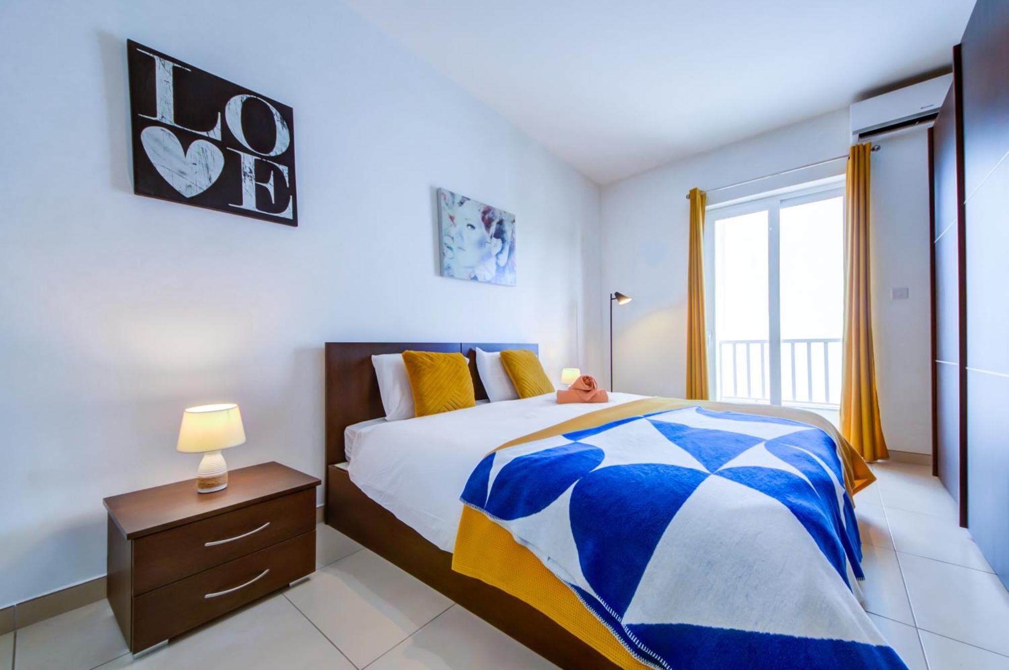 Saint Julian's Stylish 2Br Apt With Balconies In St Julians, Paceville - Apt 6 By Vaganza מראה חיצוני תמונה